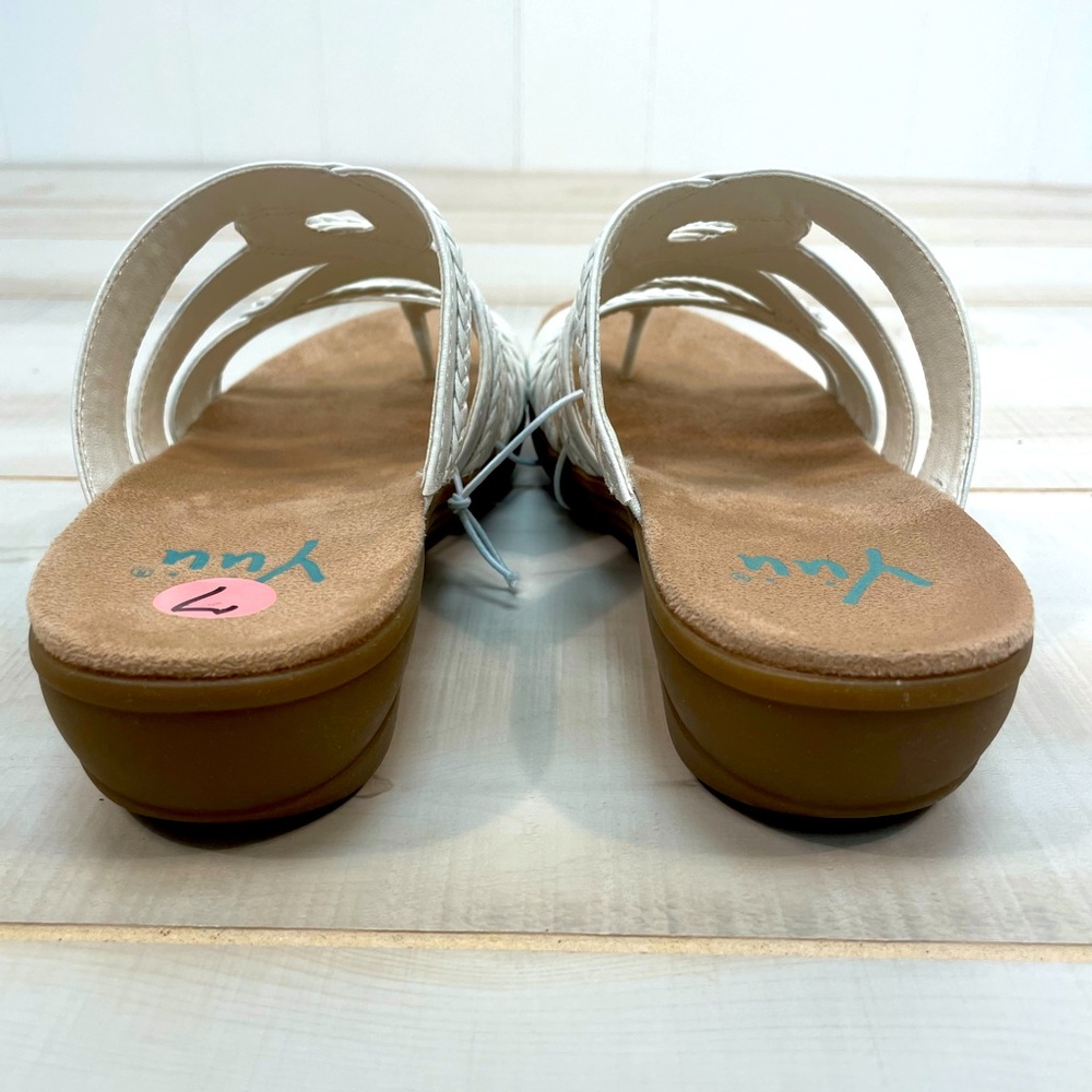 Yuu NIB Dansa White Thong Mule Sandals 7 - Picture 6 of 10
